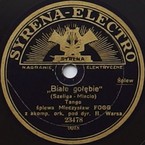 Białe gołębie