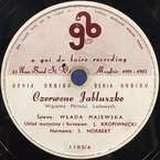 Czerwone jabłuszko - wiązanka melodii ludowych  (wyk. W. Majewska)